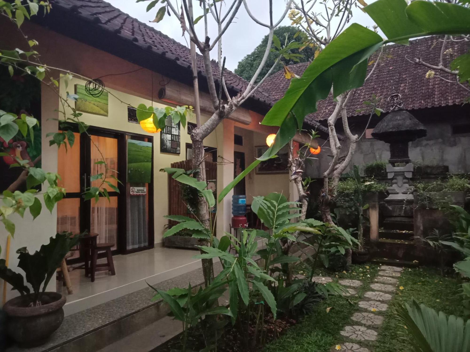 Bed and Breakfast Lionk Bali House Убуд Екстер'єр фото